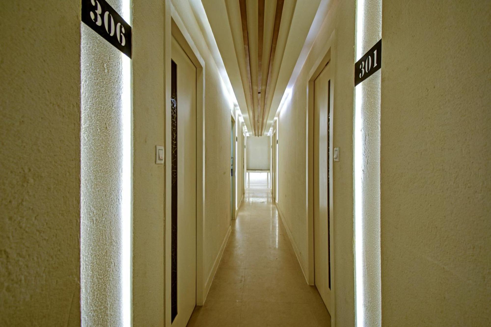 Collection O Snowfox Hotel